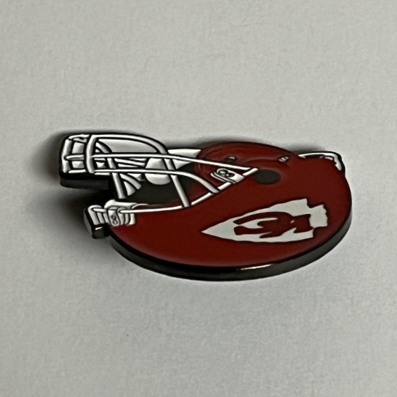 Kansas City Chiefs Helmet Hat Pin Streetwear Hats Bag Football Fitted New Era - Picture 3 of 8